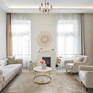  Apartment Bpr Etienne Charming Hungary
